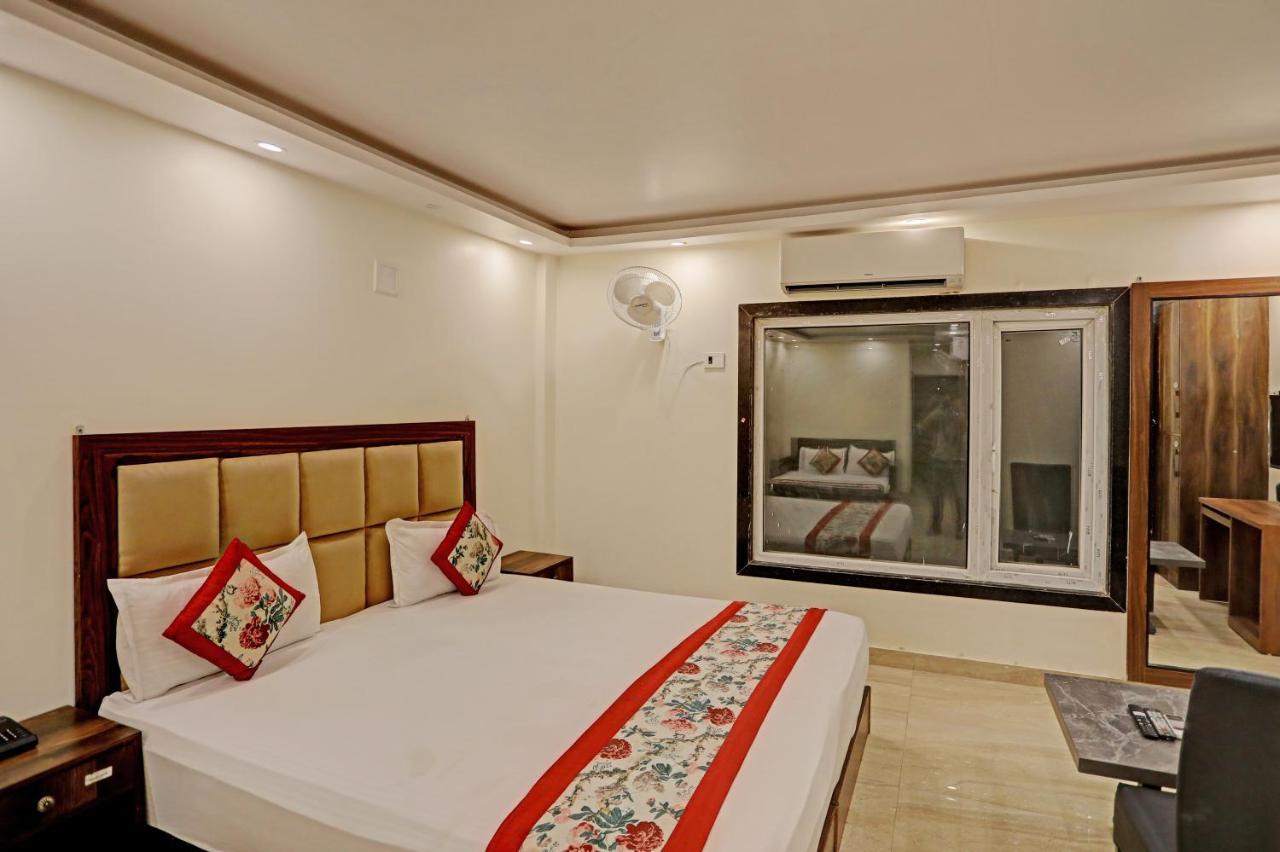 Staybook Hotel Atlanta New Delhi Train Station المظهر الخارجي الصورة