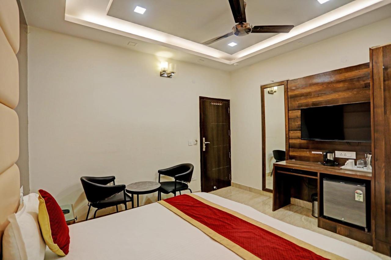 Staybook Hotel Atlanta New Delhi Train Station المظهر الخارجي الصورة