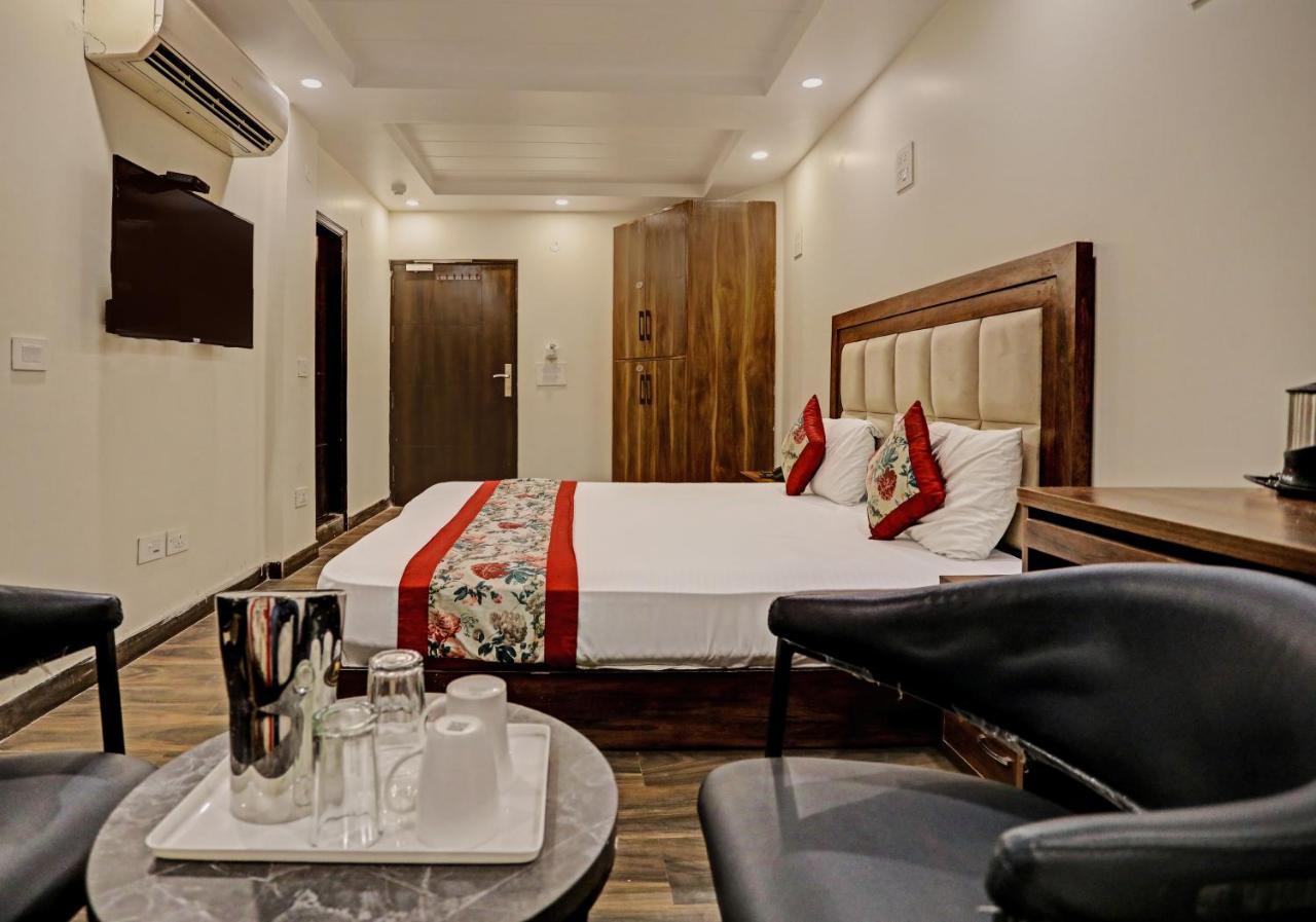 Staybook Hotel Atlanta New Delhi Train Station المظهر الخارجي الصورة