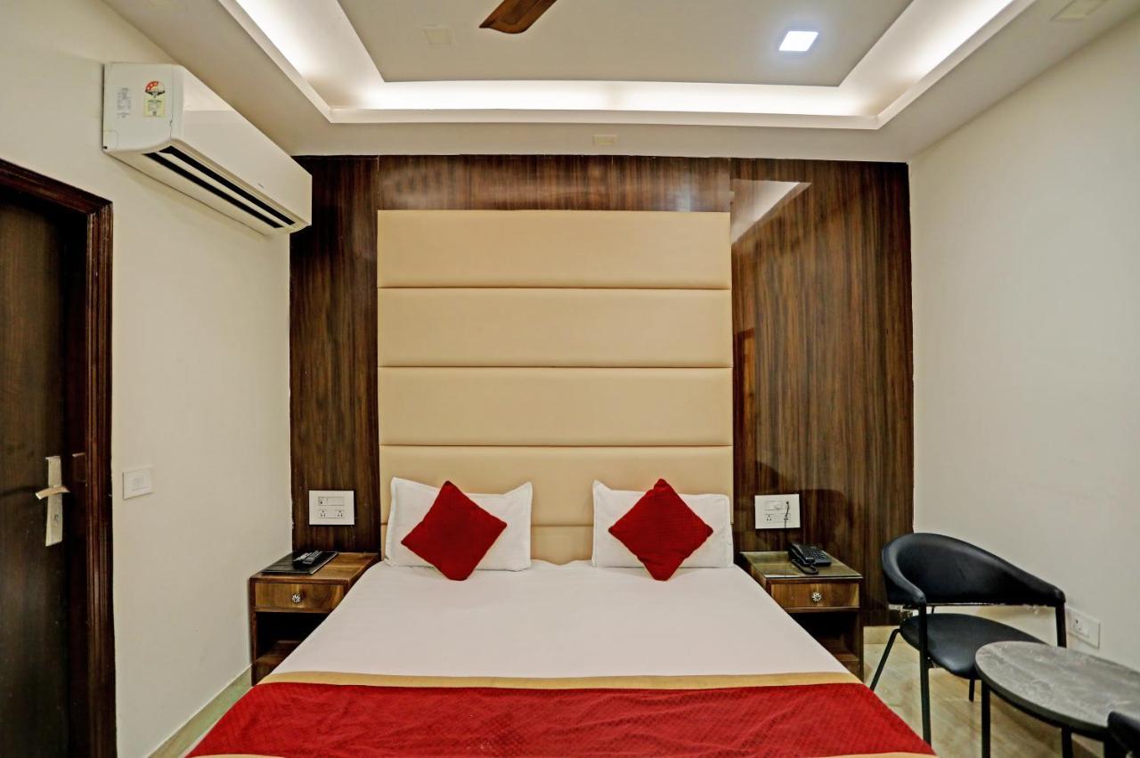 Staybook Hotel Atlanta New Delhi Train Station المظهر الخارجي الصورة